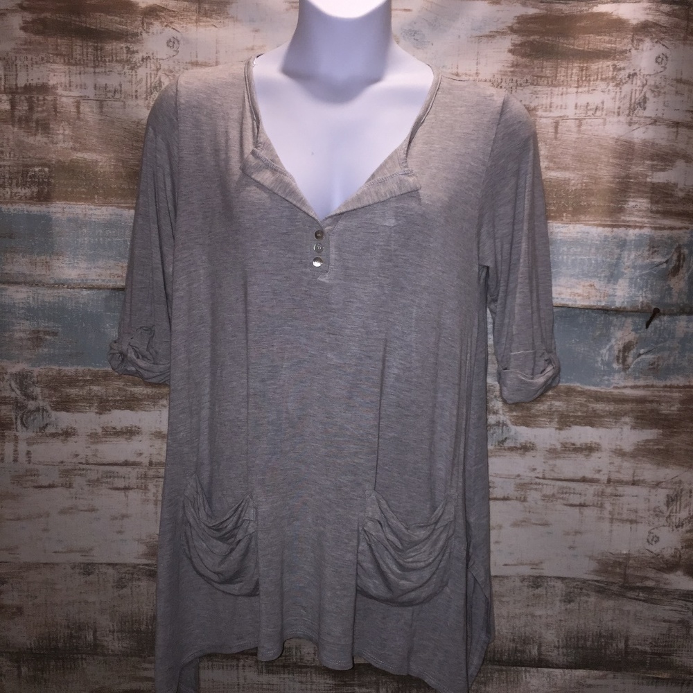 Pebble and Stone Anthropologie Women's Top